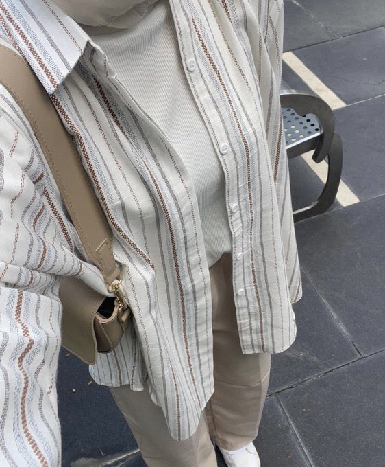 reeyychsia's tweet photo. Asli cakep2 banget warna kemejanya 😭 brand ini emang gaperlu diraguin lagi kalo soal kemeja ✨💖 https://t.co/v6VhtK9Qq5