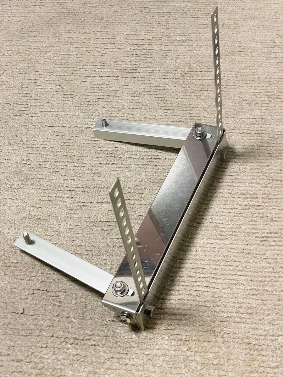 Linear_DS's tweet photo. NA6ロードスター用の角度調整式ナンバーステーを制作しました！
素材にアルミやステンレス鋼を用いて耐久性に優れています〜

是非ご検討ください！

https://t.co/ilUBsbhMji https://t.co/fsXURZmTrx