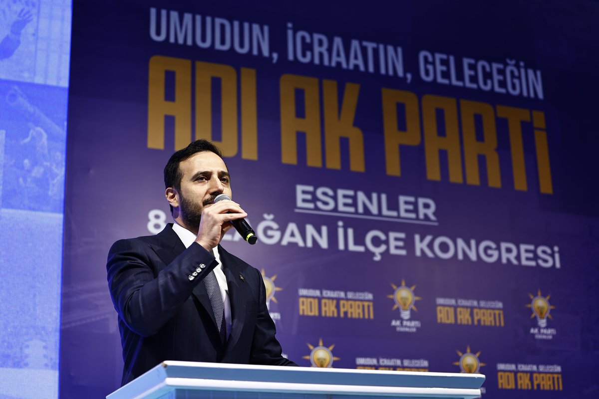 abdullahozdemir's tweet photo. Esenler’de istikrarla, istikamete ve istikbâle devam!

AK Parti Esenler İlçe Başkanlığı görevine yeni dönemde de devam eden İlçe Başkanımız Emrullah Erkuş’u tebrik ediyor, çalışmalarında başarılarının devamını diliyorum.

@AKParti_Esenler 
@EmrullahErkus https://t.co/mbp2E2vRV8