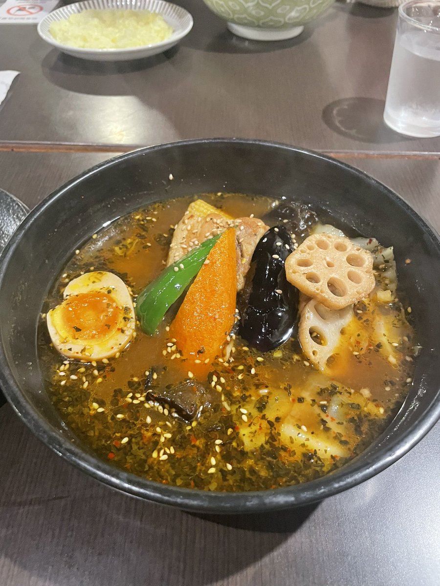 L4ttte's tweet photo. コレがスープカレーってやつ！
#吉田商店 https://t.co/dB0boV2BNd