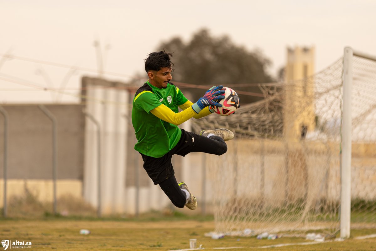 tai1381AC's tweet image. 📸| اللمسـات الأخيـرة 👏🏻🩶
.
#الطائي_الأنصار 
#مستقبل_الطائي #طائي_18
#الطائي #فارس_الشمال