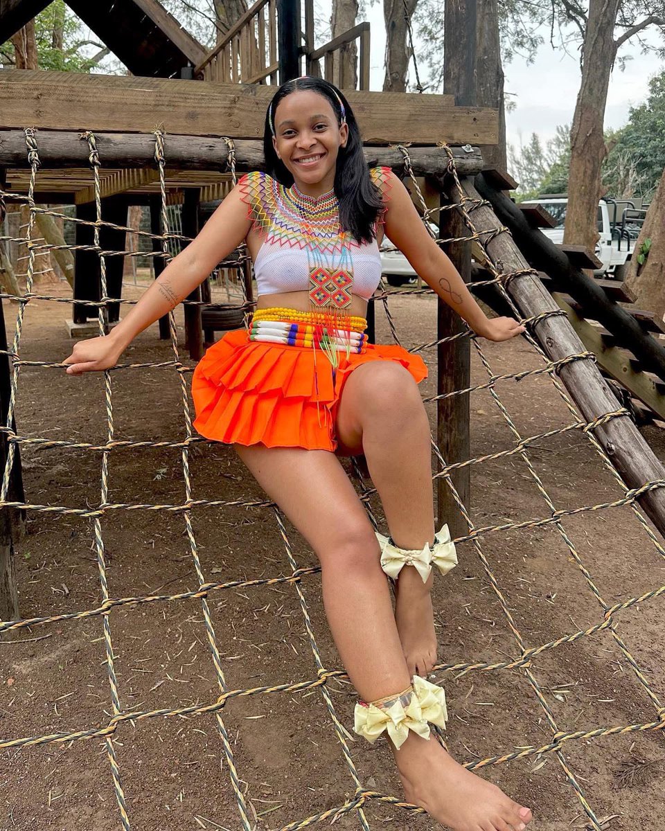 MbazimaThomason's tweet photo. Please help locate Ayabonga Mjilo, who was last seen on Monday, December 23. She worked at Nutun and recently started at Webhelp. If you have any information, contact her sister at 076 666 2733. Thank you. https://t.co/cp5nriSzsZ