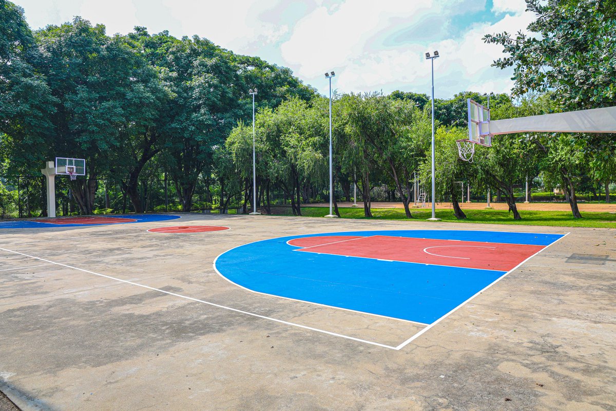 VIT_univ's tweet photo. The Campus is sporting a deserted look and can't wait for you to come back in 2025 to add the much needed colour &amp; vibe.

Pic Credit - Victor, Outreach

#VIT #VelloreInstituteofTechnology #CampusLife #DesertedCampus #WinterHolidays #NewYear2025 #LifeAtVIT https://t.co/9h52dIw5vd