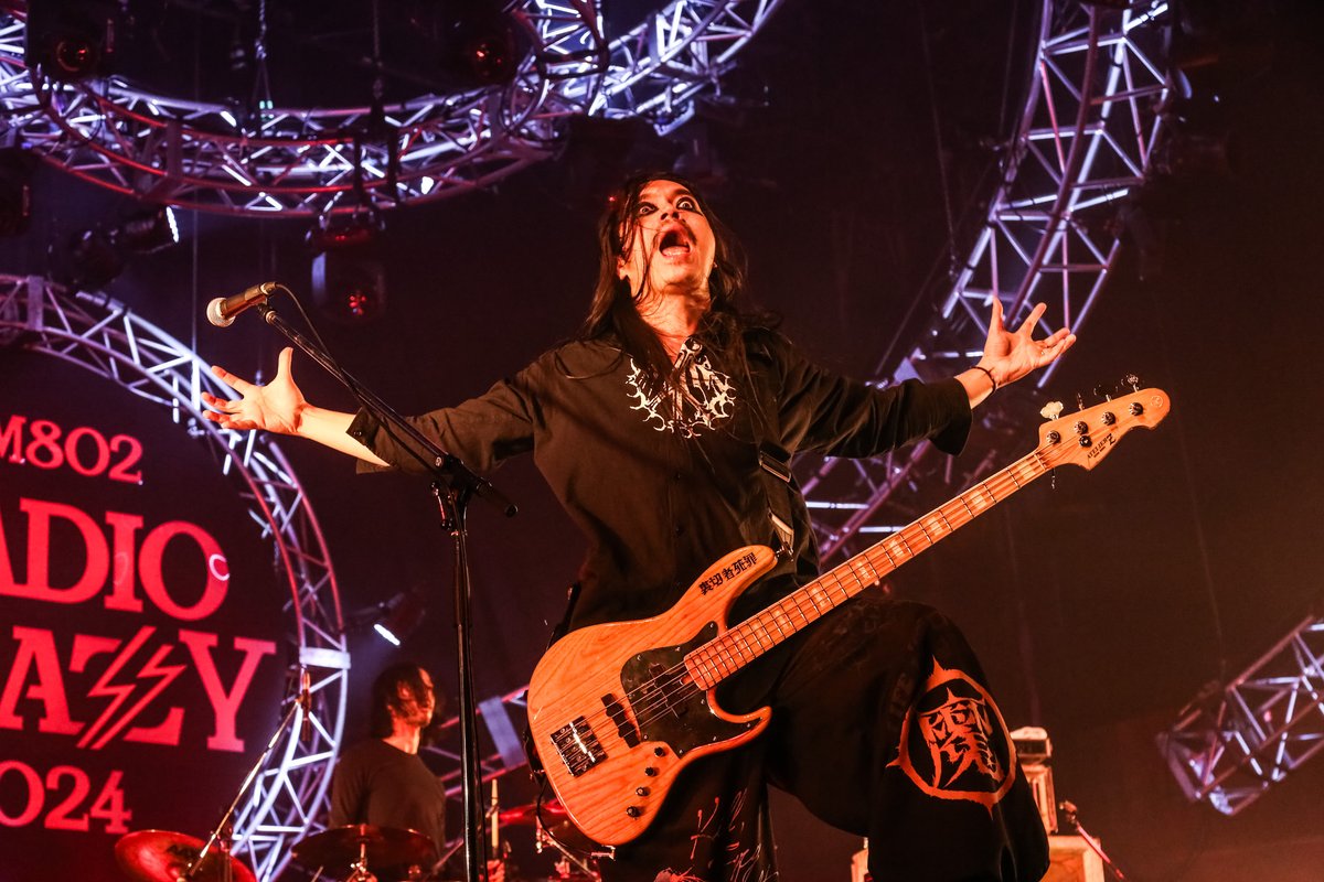 FM802RADIOCRAZY's tweet photo. #FM802 ROCK FESTIVAL RADIO CRAZY 2024

12月28日(土) R-STAGE
#RIZE が登場⚡️

イベントの様子は2/11(火) #レディクレ 特番にて一部O.A.します📻

📷田浦ボン https://t.co/XVpCl4ryKU