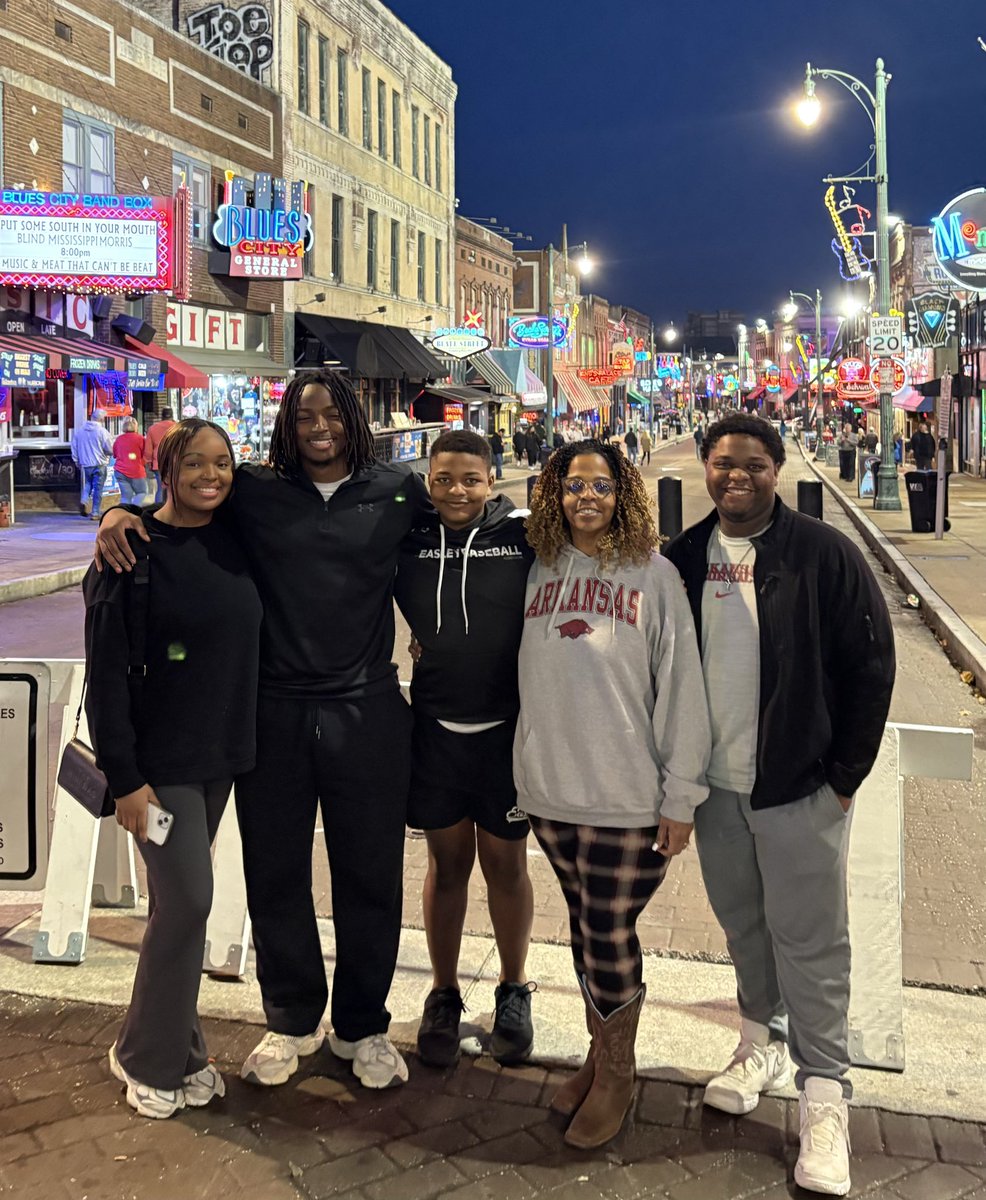 Dion’s best friend knew how important this game was to me. Dion sure would have given him one of those 6 tickets to the game, so him and his girlfriend spent the entire day with us. We enjoyed Beale Street before watching the greatest victory by the HOGS! Smiling felt good. #LLDS
