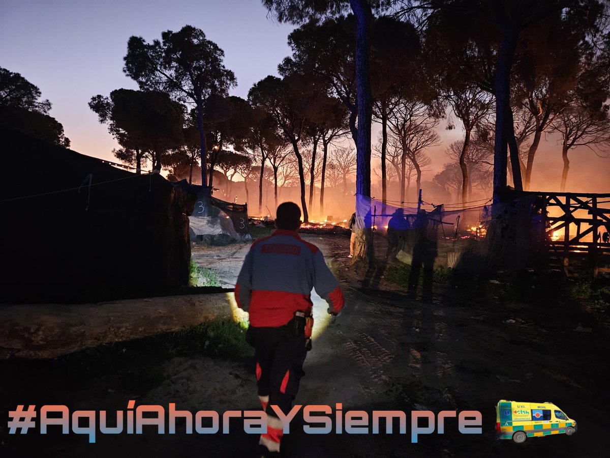 🧯A las 7.50 h. ha sido alertado por el centro coordinador el DCCU Móvil Condado-Campiña, con base en San Juan del Puerto, por un incendio en un poblado chabolista en Lucena del Puerto, hemos actuado como dispositivo preventivo.
No hay que lamentar daños humanos. #AquíAhoraYSiemp
