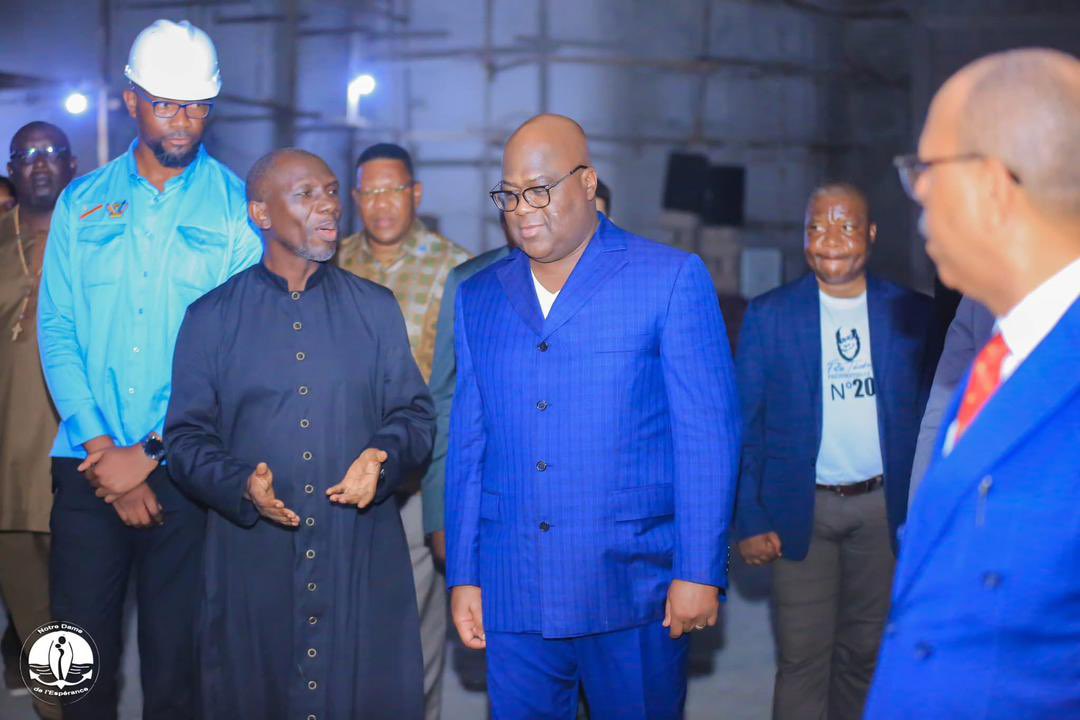 MichelNgan60104's tweet photo. Rencontre stratégique de la DMP avec l'Abbe Kanda à mbuji mayi par le Coordon Régional Me Prince NGANDU, les recommandations reçu reçu ont été bel est bien transmis au chef de l'état Felix Tshisekedi suite aux problèmes qui dérange sa population.
Le mutambisme est une école ! https://t.co/kFIw0BjC7W
