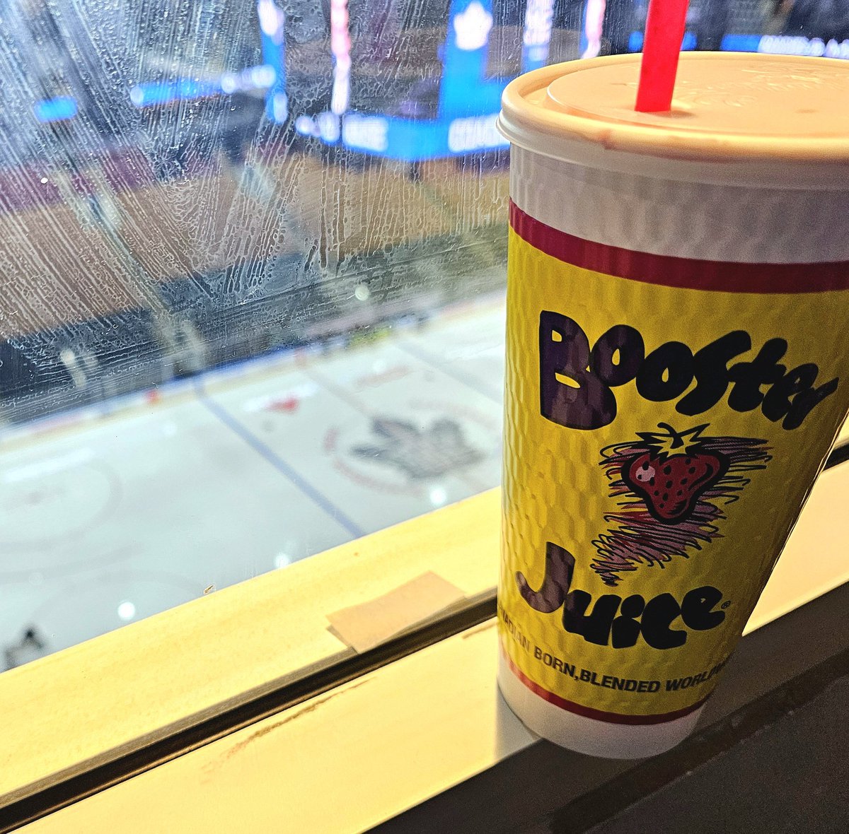 #boosterjuice
Starting the morning with a 6 am Brazilian Thunder