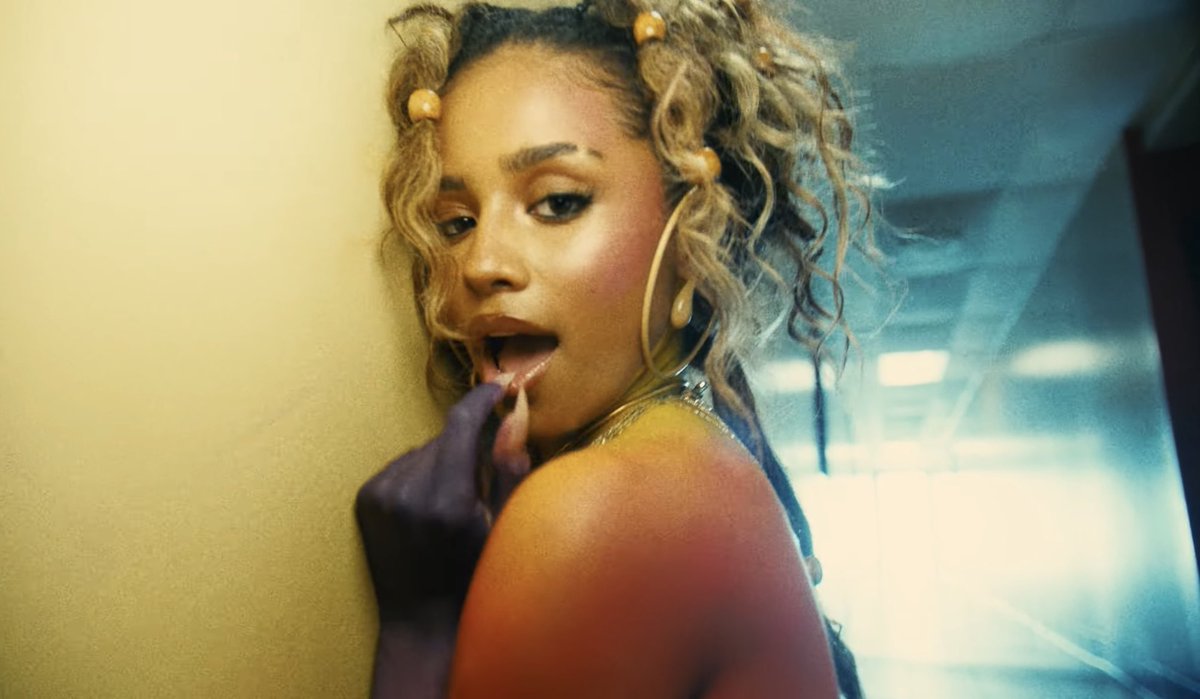 PopCrave's tweet image. “PUSH 2 START” by Tyla enters the top 100 on global Spotify at #83 (+30) with 1.7 million streams.