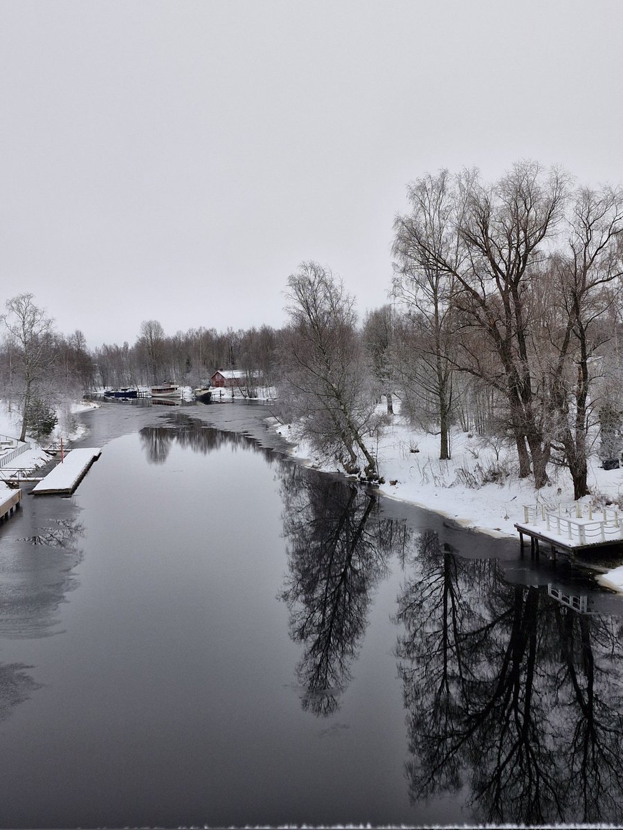 Ulkoilureitin varrella
#talvi #Jämsä #Jämsänjoki