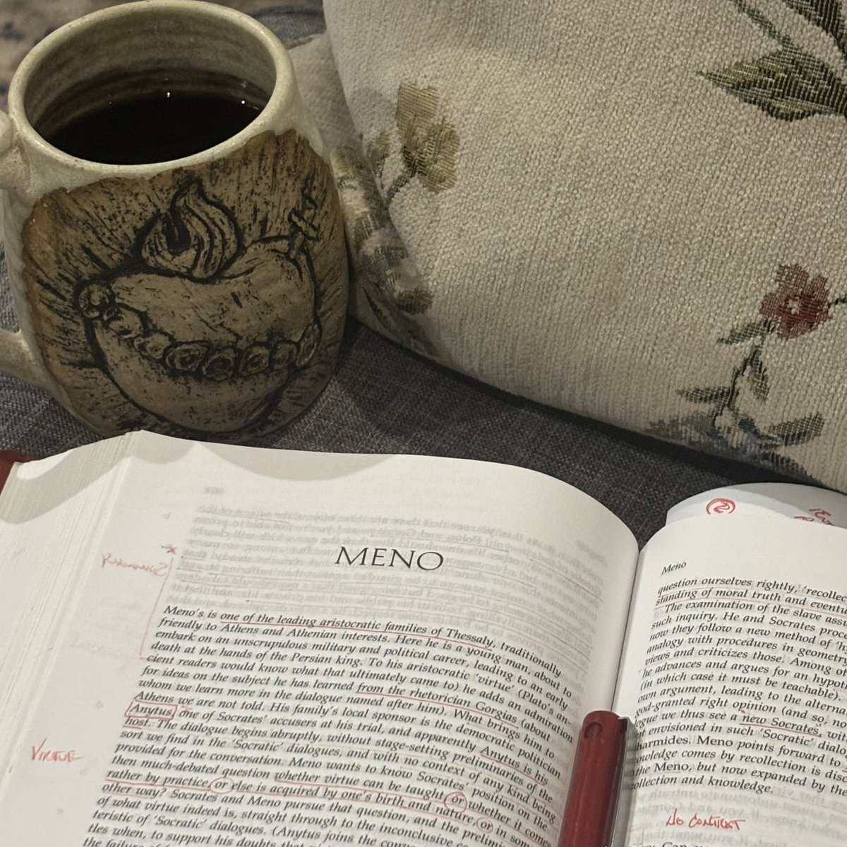 TheGreatB00ks's tweet photo. Gm! Wake up early and read great books. https://t.co/d3ZHM2ZK4Q