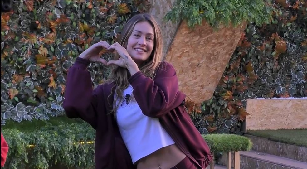 not to be dramatic but I could die for her #zelena