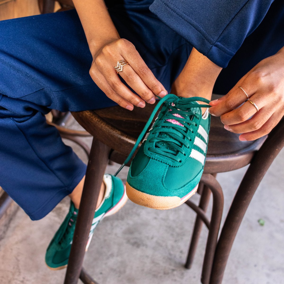 sidestep_SA's tweet photo. Smiles all around when you're the best dressed π₯!
Get our adidas fit online and in store!
Shoes: R 1799.99
Shirt: R 449.99
Available while stocks Last!
T's & C's apply.
#cultureforward #sidstep #fashion #sidstepstyle #SSstyle https://t.co/tVqcTDk6in
