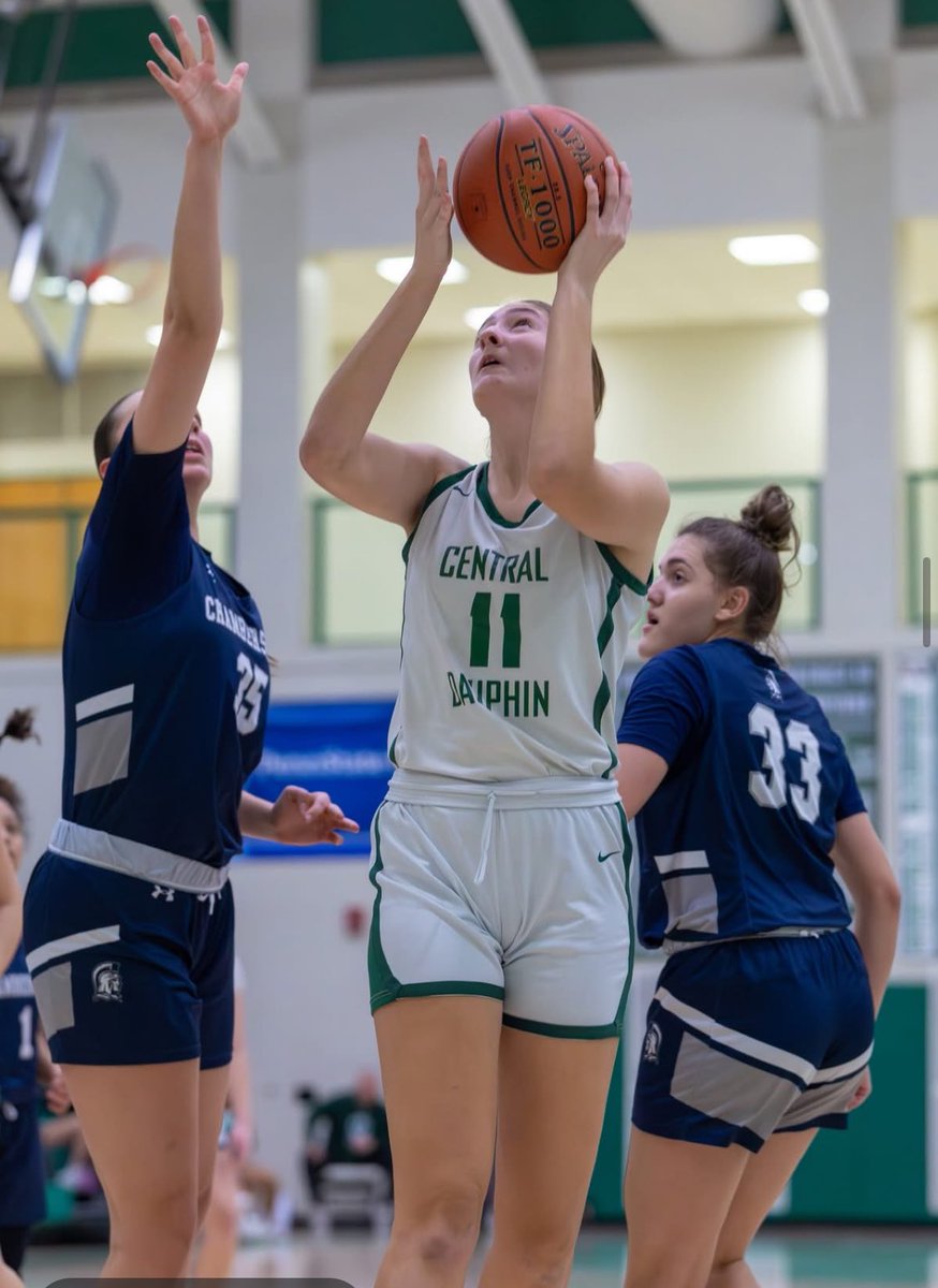 Central Dauphin falls to defending Ohio state champion, Olmsted Falls 44-38.  <a href="/mayadickerson6/">Maya Dickerson</a> led CD with 9 (3 threes).  <a href="/Syncere_Matt8/">Syncere Matthews</a> scored 8 and <a href="/KayanahT/">Kayanah Taylor</a> scored 7.