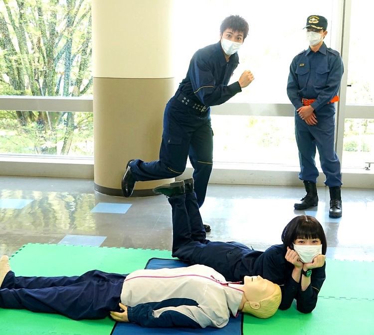 해 (@likething22) on Twitter photo 