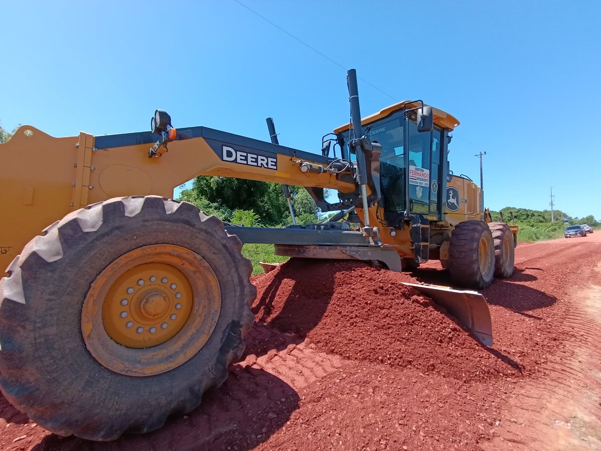 FernandoPilarPy's tweet photo. Continuamos a full con obras de enripiado en nuestro distrito 🚧🚜
📌 3ra. Compañía #Yataity💪 https://t.co/mCKkOvvEae