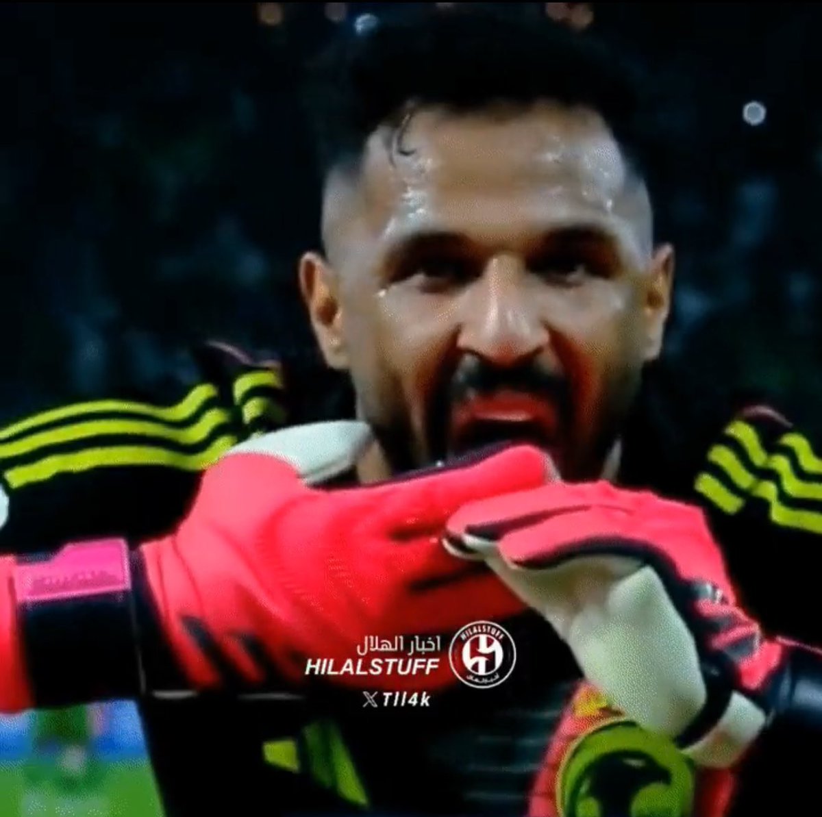 bt3's tweet image. 🚨🚨🚨🚨🚨🚨🚨🚨🚨🚨🚨🚨🚨🚨

لاعبي المنتخب السعودي وتصريحات ردًا على يونس محمود 😱😱😱😱😱😱😱😱😱

• علي البليهي :
وقف علو رجولك قبل تتكلم عن السعودية، ماعرفناك الا يوم جيت تلعب عندنا

• سعد الموسى :
لو انك عاض على شحمه احسن لك

• عبدالاله المالكي:
عندك شي قدمه فالملعب ولا…