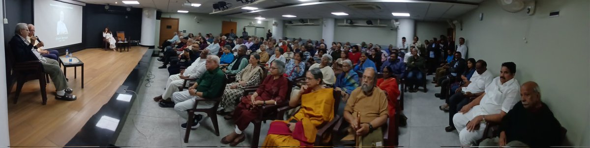 GuruswamyCenter's tweet photo. A full house listened with rapt attention to Shankar Melkote, Narsing Rao, Elahe Hiptoola and Mohd Ali Khan reminiscing about their interaction with the Boy from Alwal, Shyam Benegal.. https://t.co/RVQDttsIzq