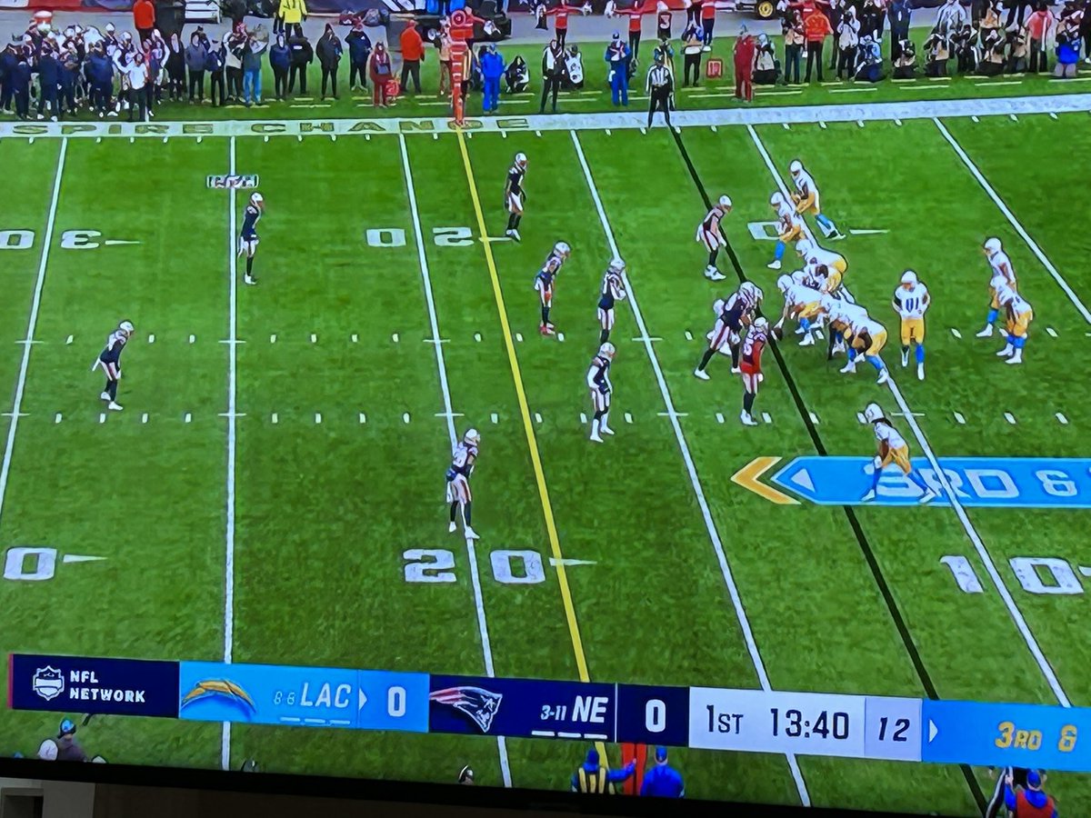 bammerbey's tweet photo. @GlobeChadFinn nice they don’t have either team’s correct record on the screen. https://t.co/DuKdGOapQs