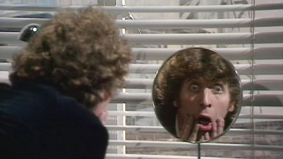 horror_magic's tweet photo. WOW! It's 50 years since Tom Baker became the 4th Dr. Who when "Robot" aired!
.
After watching so many classic Who episodes - I'll admit he's become 1 of my favourites - with such energy - wide eyes - big grins - wild hair - Jelly Babies &amp; how bloody cool he is!

#DoctorWho https://t.co/NcvRSrLY0B