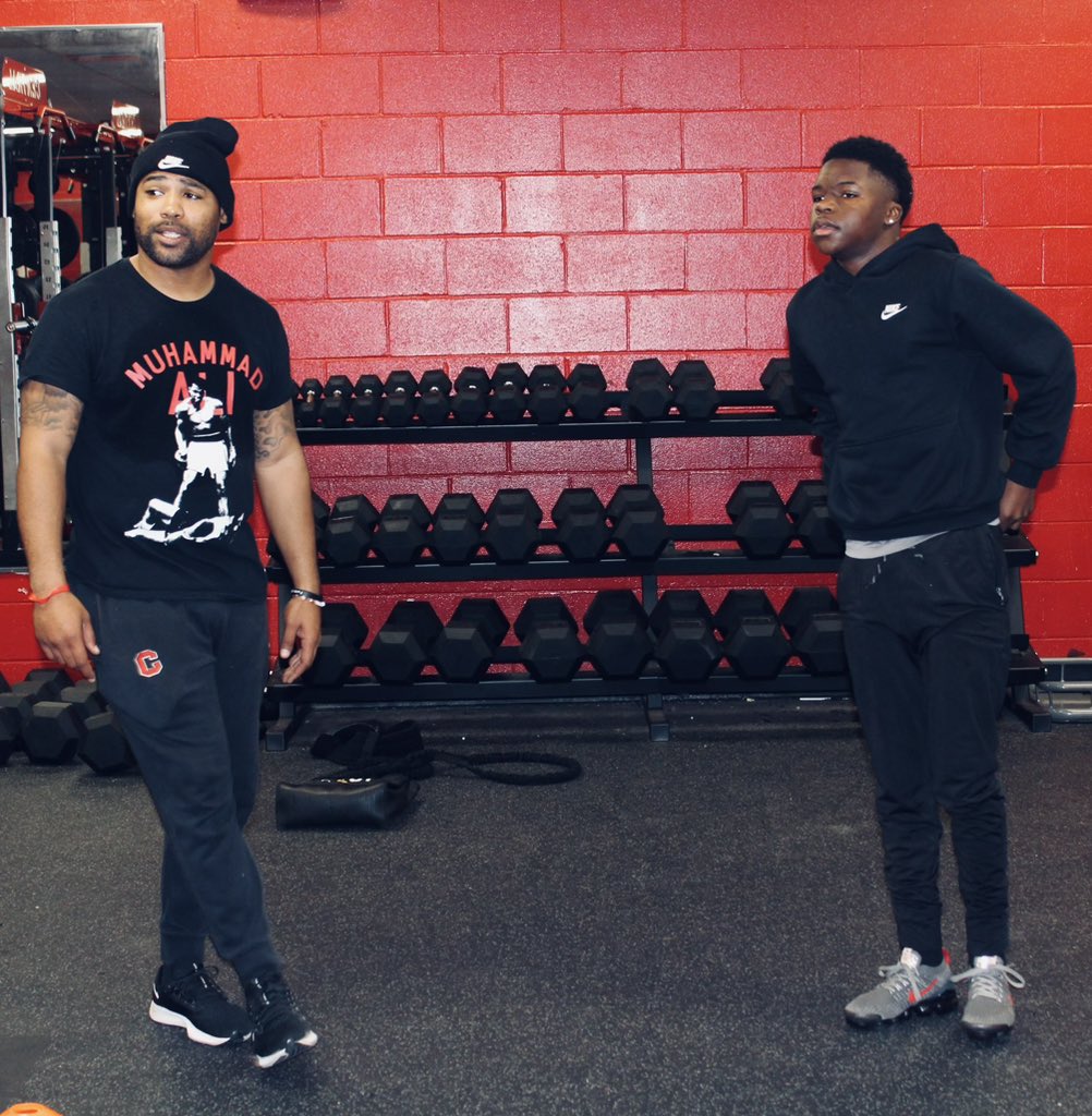 tha_kidii's tweet photo. #OffSeason #MudWork @DeMario_Pippen https://t.co/DFHuEWN5H8