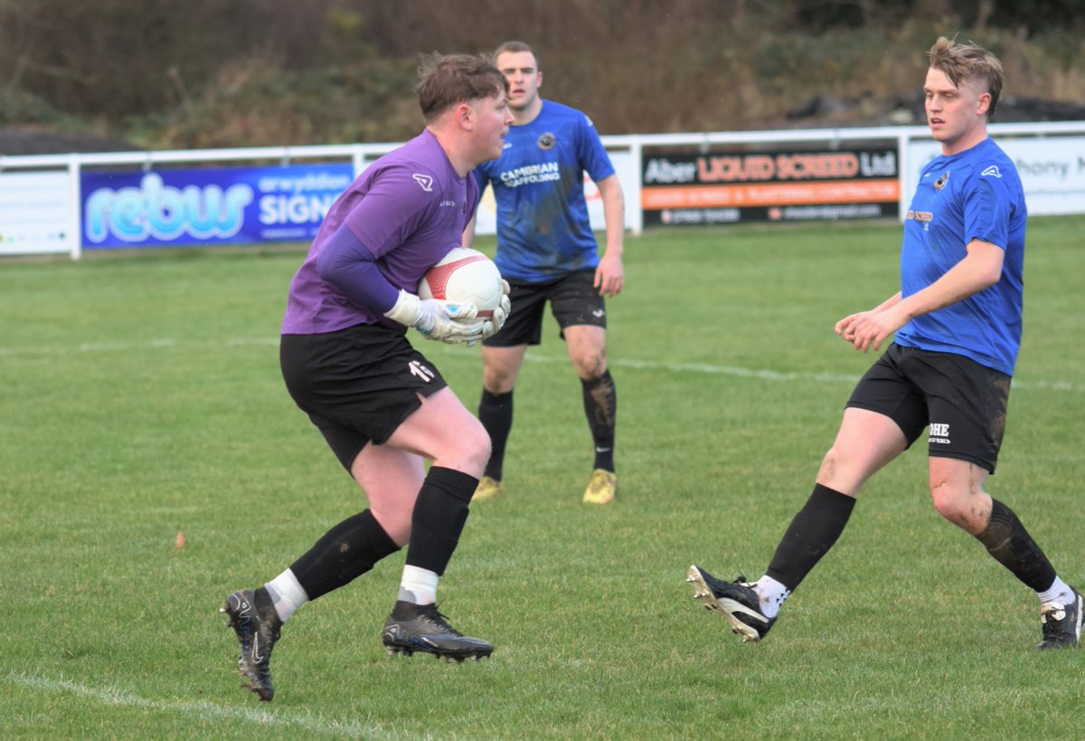 Beverley Hemmings tweet media