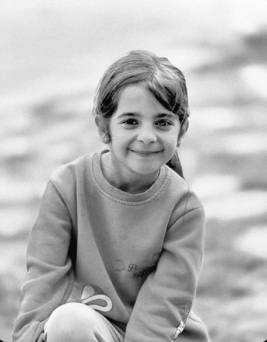 Saat 21:00"
Ne amca baba yarısıdır ne de teyze anne yarısı . Hatta bazen ne baba babadır ; ne de anne annedir ama çocuk hep çocuktur …..#narinicinadalet