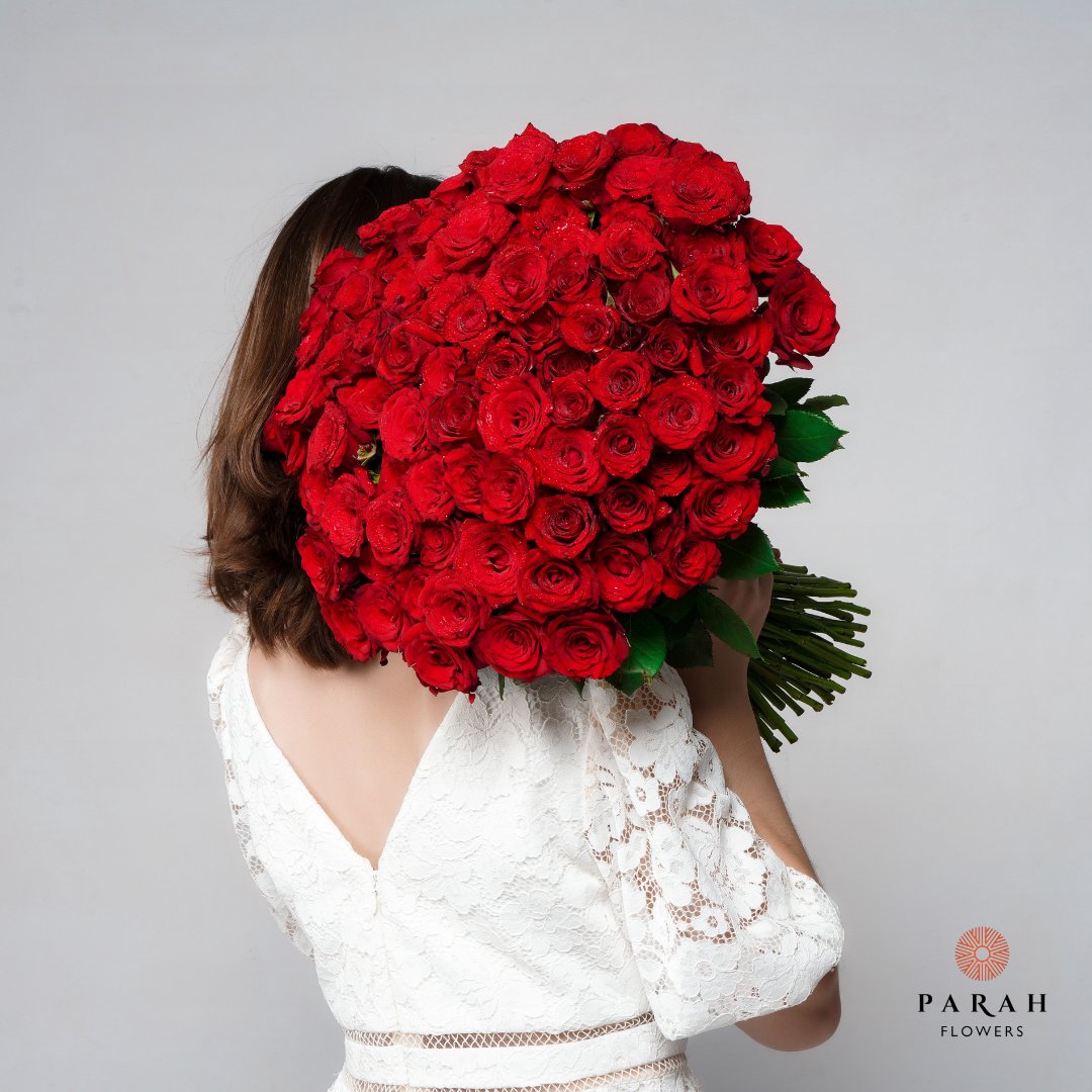 FlowersParah's tweet photo. Like a rose, she blossomed with grace 🌹 Get red roses from R350

https://t.co/9Y5M1G3O1Y

#parahflowers #flowerstorepta #flowerspta #jhbflorist #freshflowers #flowershopsa #flowerdeliverysa #rosebouquet https://t.co/RysGv6Dp1L
