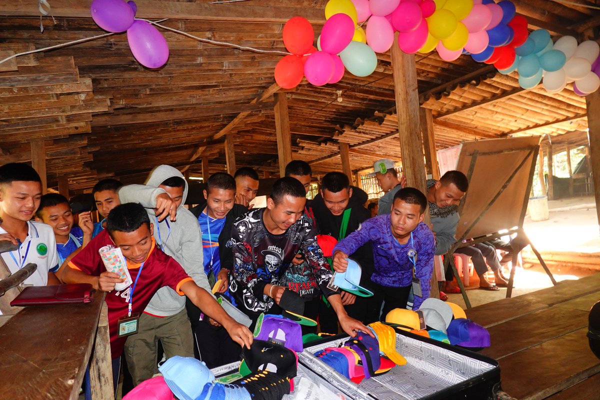 Huge thank you to U Name It in Broomfield Colorado for their massive donation of hundreds of brand new printed hats and shirts! 

#karenpeople #KawThooLei #educationforall #projectkare #Burma #KarenState #mutrawjrcollege #Myanmar #NewGenerationSchool #NGS