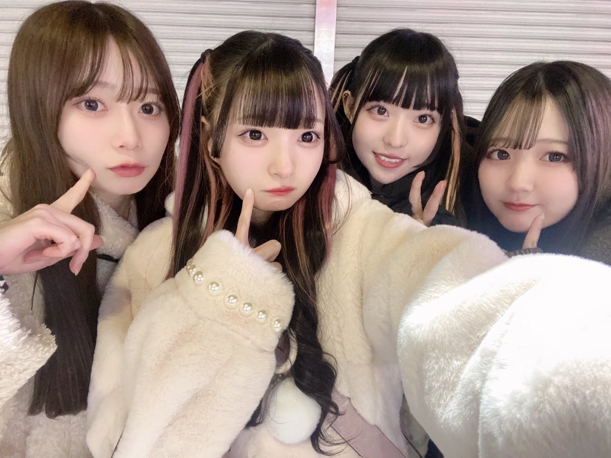 りお (@r_0_i_1) / Posts / X