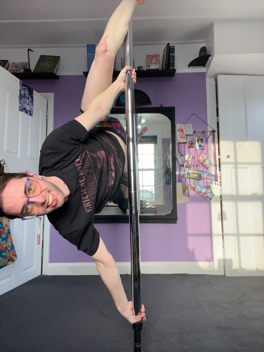 I’m a year or more out of practice and my technique not great, but my wrist finally seems fixed enough for me to start doing pole again! Lets go fitness in the new year!