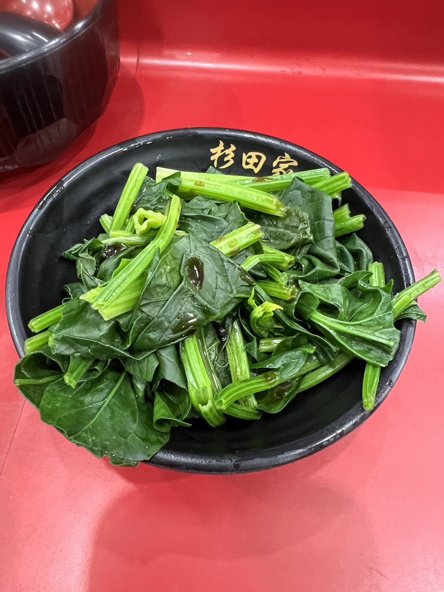 sutekiyan5's tweet photo. 東千葉『杉田家』
#千葉祐光店
#家系 https://t.co/OwniYp78mY