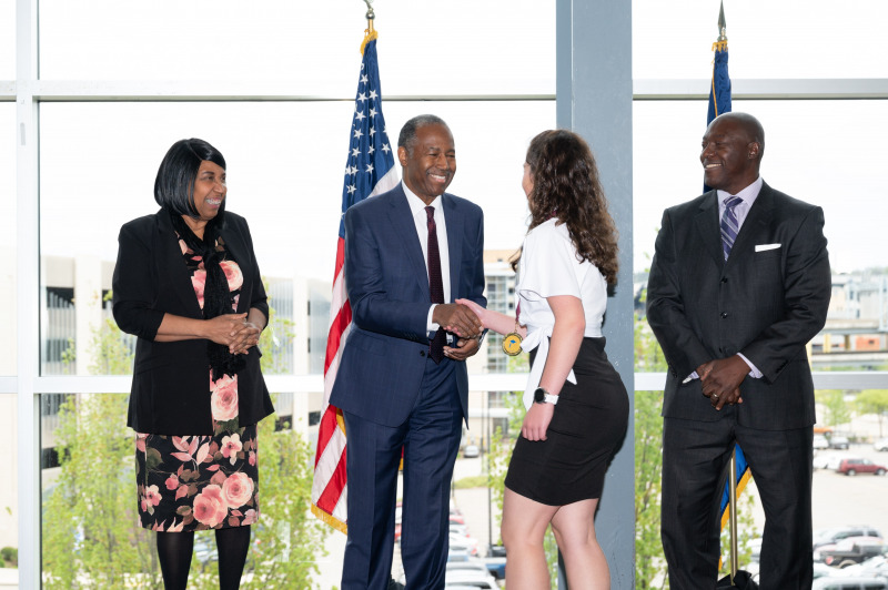 Education champions! 📚 <a href="/carsonscholars/">Carson Scholars Fund</a>, a <a href="/GreatNonprofits/">GreatNonprofits</a> top-rated nonprofit, is transforming lives through education. See their impactful programs: greatnonprofits.org/org/carson-sch… #EducationMatters