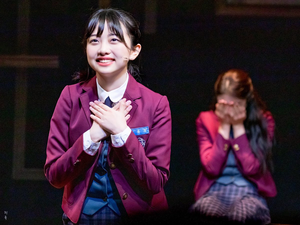 chu3meoping's tweet image. 얘들아고마워
만년 258등이던 내가 이번에서야
드디어 259등, 전교꼴지를 했어
이모든건 나에게 바다에 갈 용기를
주었던 너희덕분이야 우선 소라…
뒤에 쟤 신경쓰지마 
전교 2등해서 그래
                                                              한문제만 더 맞췄으면ㅠㅠ