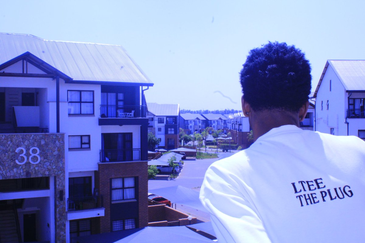 LTeeThePlug21's tweet photo. 🎁 magic is in the air! Stream 'Ekhaya' ❤️while you're at home🏠 celebrating with family's and friends! 🎆 

https://t.co/QpTaAcqvVR

@YouTube

https://t.co/hri525MsSm
 
 #دمشق #MusicToMyEars" #lteetheplug Easy Plug LTeasy #merrychristmas https://t.co/Z7zKkjc96R