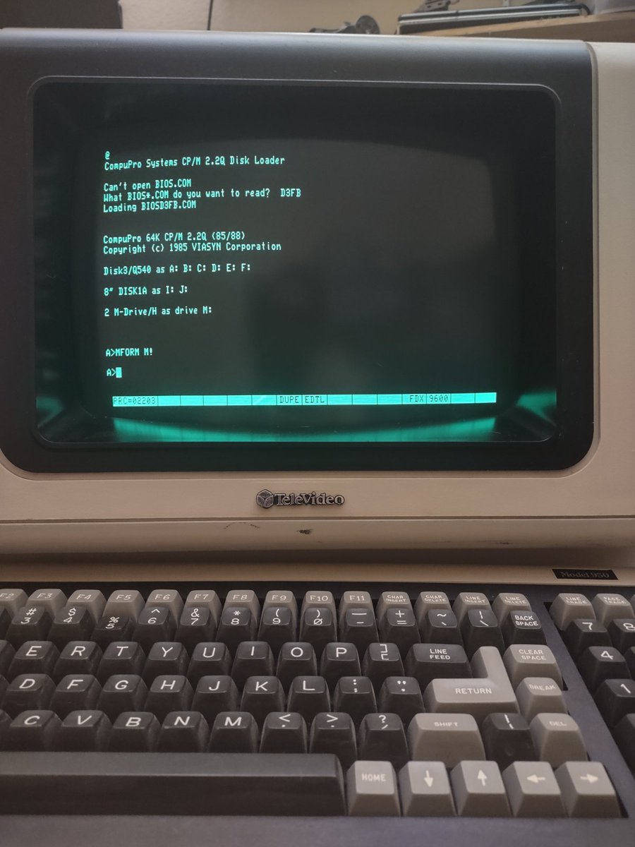 Thar she boots! CompuPro cp/m 2.2q with two DSDD 8" floppy disk drives and Quantum Q540 MFM hard drive Televideo 950 serial terminal and a 1k mdrive
#VintageComputer