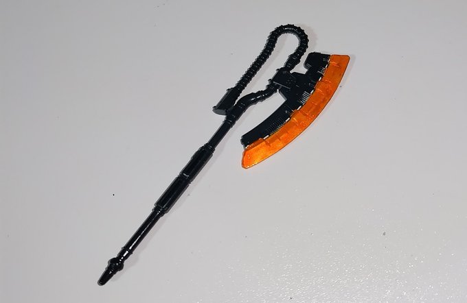 オレンジの部分、水性スーパーシャインシルバー?を2度塗りして、ガイアのクリア蛍光オレンジを2度塗りしました。ん～～～～～失敗かな 