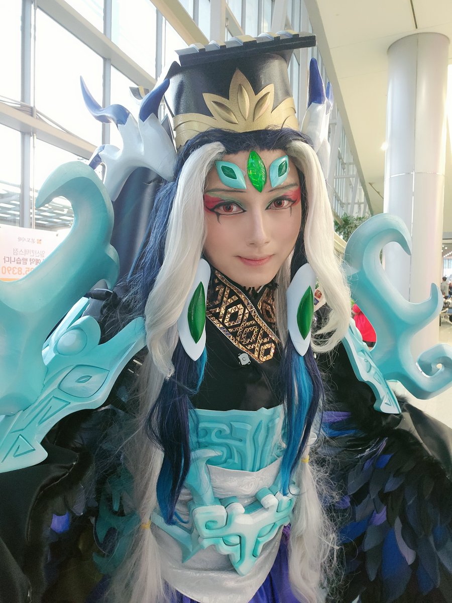 #2024_연말정산
올해는 현생이 너무 죽을정도로 바싸서 코스프레 횟수도 행사도 너무 적어서 단 두개뿐이네요 흑흑 그래도 나름! 나름! 새로운 본진장르를 찾아 너무 좋았고.! 내년에도 열심히 하겠습니다 다들 미리 새해복 많이 받으시고! 2025년에도 잘 부탁드립니다.!🥰🙇‍♂️