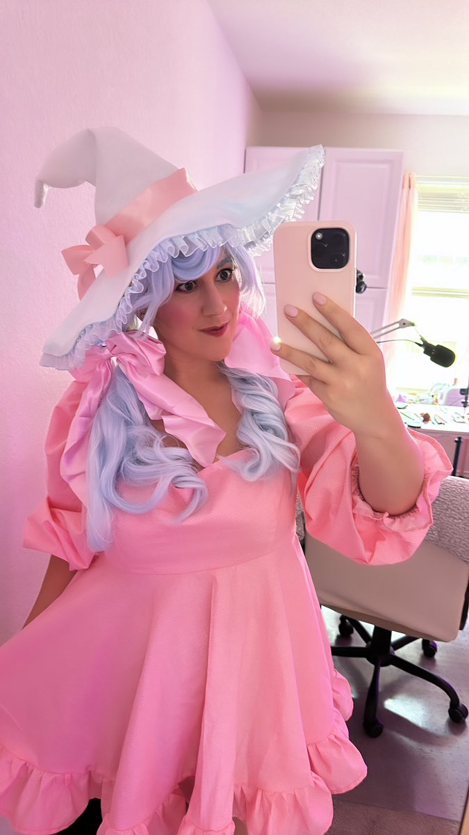 Kate Zade Cosplay tweet media