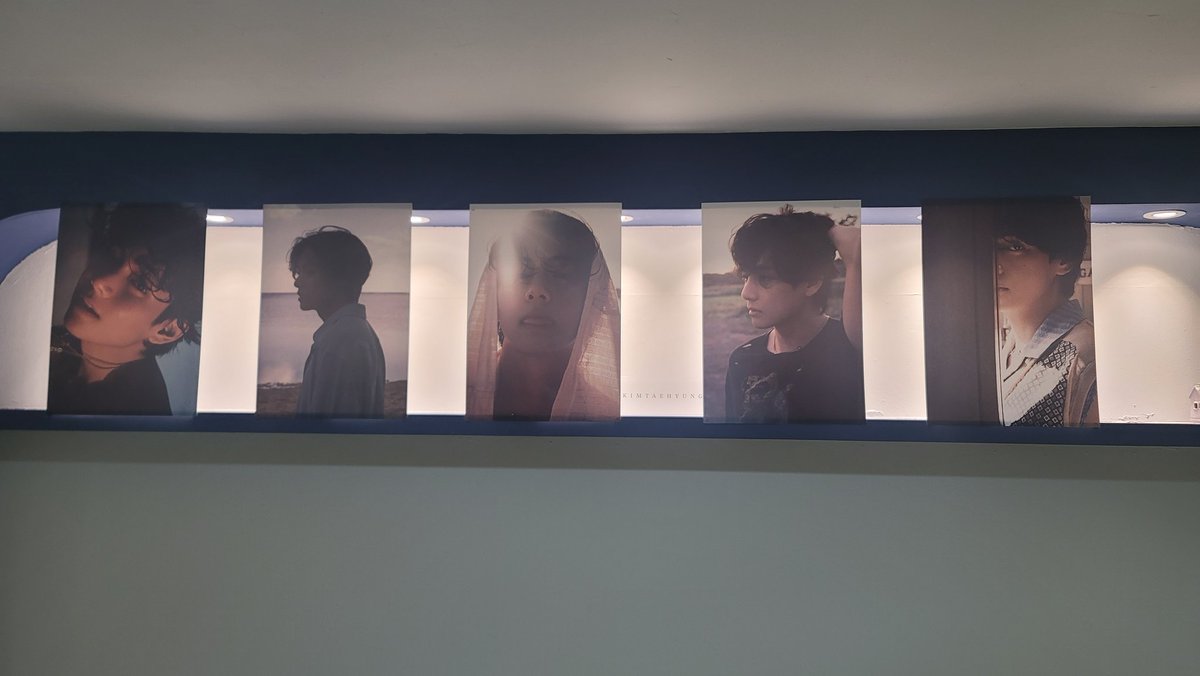 purplybird's tweet photo. 델룰루에서 본 태형이는 말로 표현하기힘들 정도로 멋있었어요!!
핸드폰으로 이쁜걸 담아 오지 못해서 아쉽네요.
델루루를 응원합니다💜
@ANGEL_GOD_TAE 너무멋진작품 다시봐도 멋쪄!!!!

#Welcome_to_Vinema
#V #뷔 #BTSV #방탄소년단뷔 
#태태 #テテ #김태형 #KimTaehyung https://t.co/JUe9kFCsbi