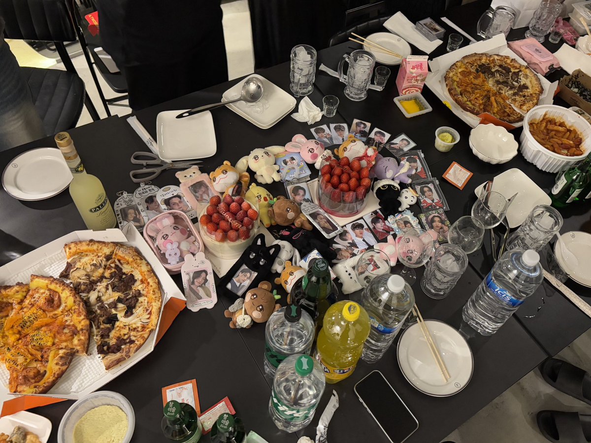 ateezdan's tweet image. #우리_배는_식도로만_가

⊹ ࣪ ﹏𓊝﹏𓂁﹏⊹ ࣪ ˖

@HolyParks 종호님에게 받아온 건배사와,,🩷

@AMJE0921 @ourlove_teez @infps9899 @O_ddCircle @wl_Nait_3