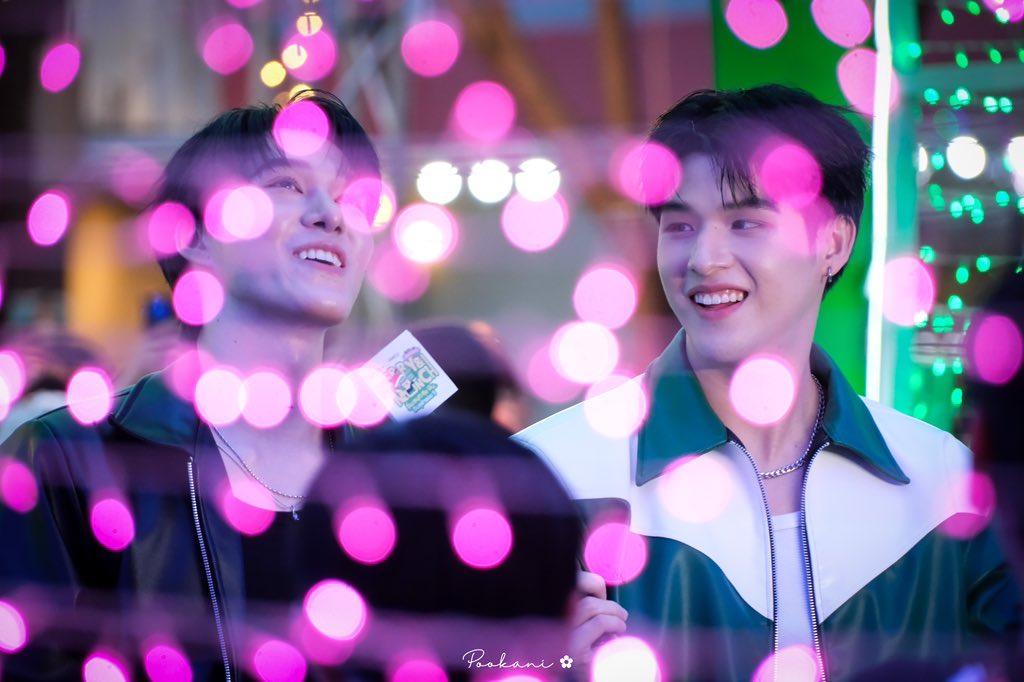 CupnCake24's tweet photo. โลกมันสีชมพูน่อ https://t.co/eW5SpT38PU