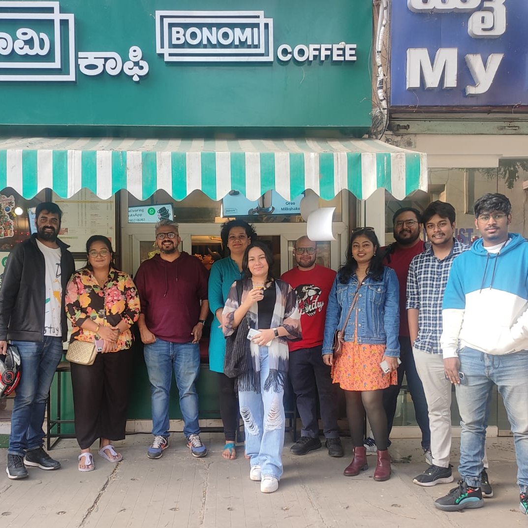 bindureybindu's tweet photo. First successful coffee tasting. 

All thanks to @bonomiofficial and @lightroastguy .

I got to meet Rahul the co-founder as well but forgot to take a picture with him :(

A bigger thanks to all those who showed up
@surajv369 @megramachandra @lightroastguy @bindureybindu @nitishchachra @pranavi_santi @theonlynabarun Kiren Manoj @samson_2828