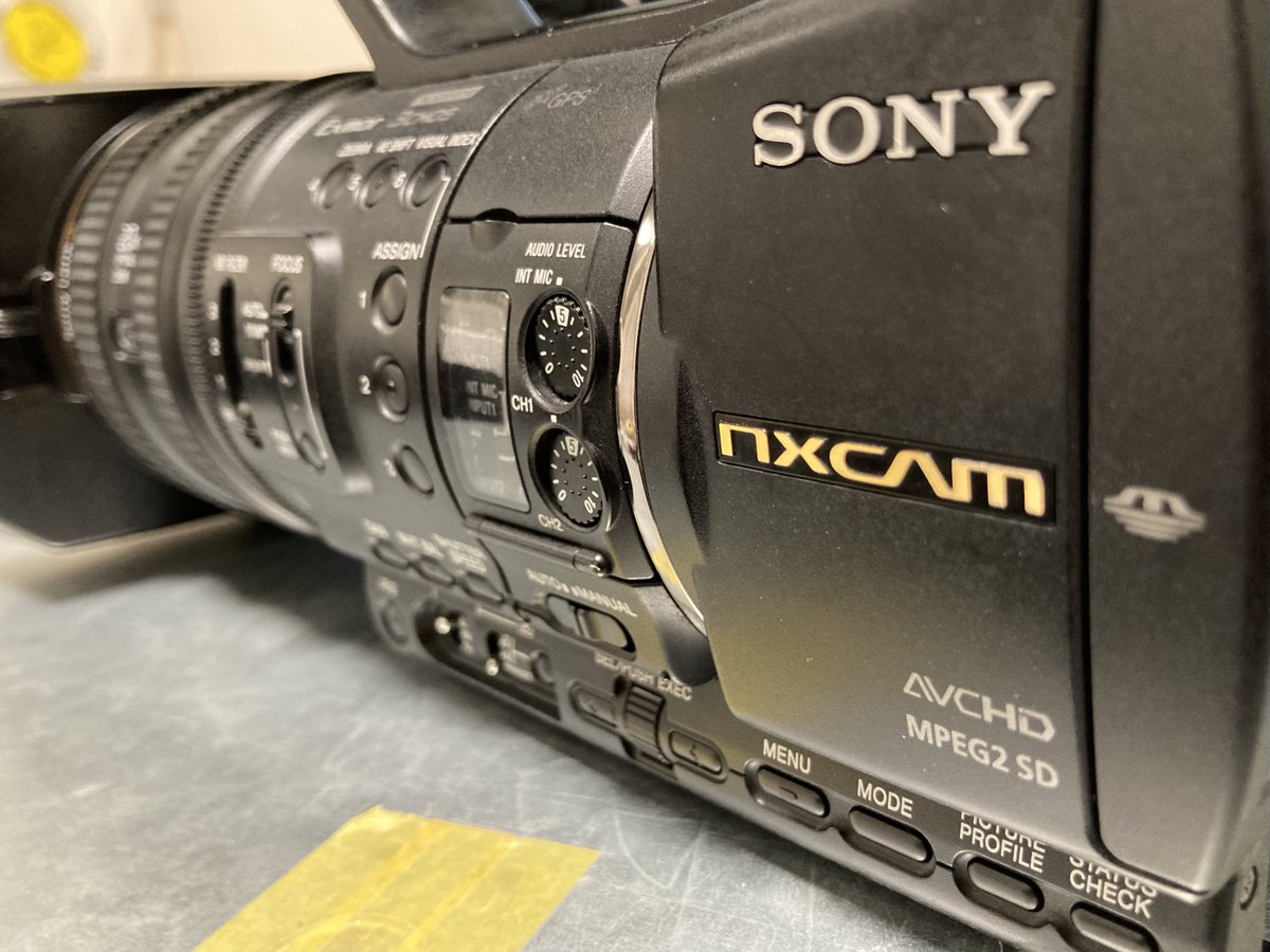 tokjunk's tweet photo. 1,nx5j
相場に対して安く、状態良く買えたのがマジで良かった
映像に少しずつ興味湧いてきた初めの時 https://t.co/WG1P0T9Hn4