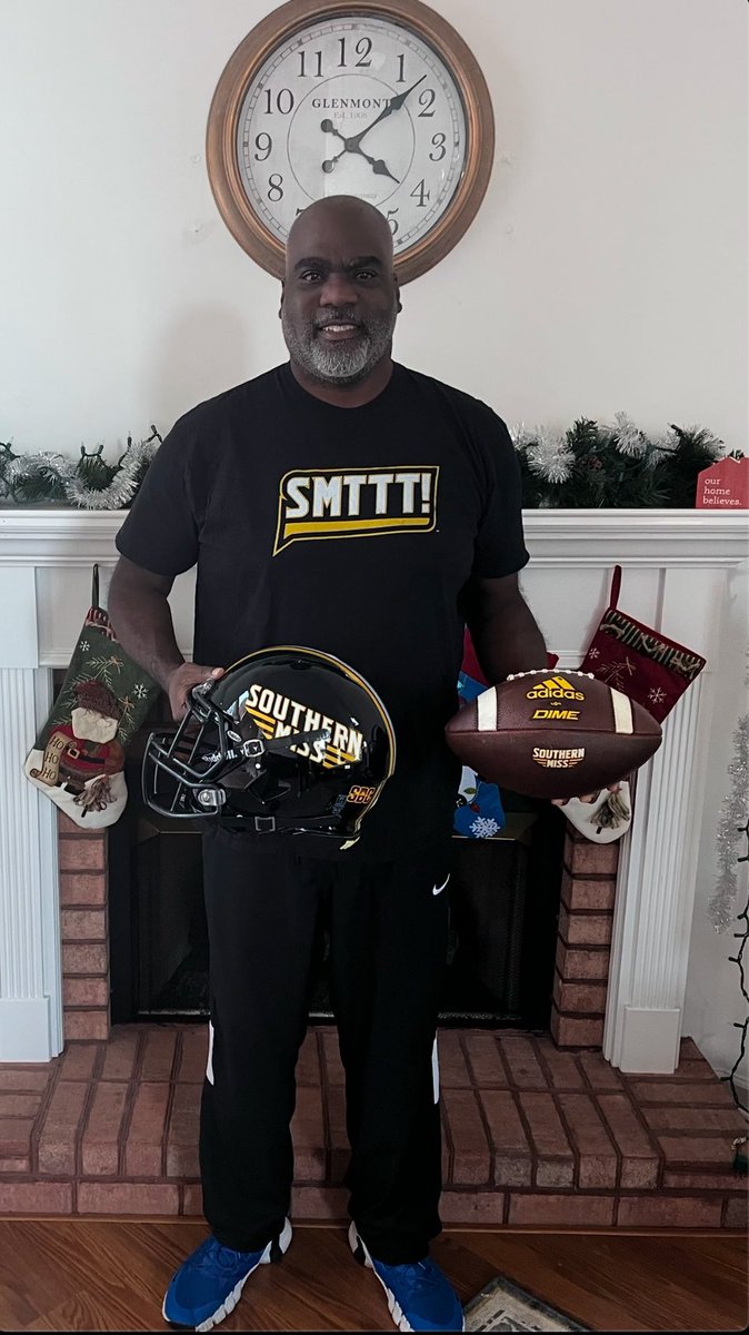 Coach Kenny Ray tweet media