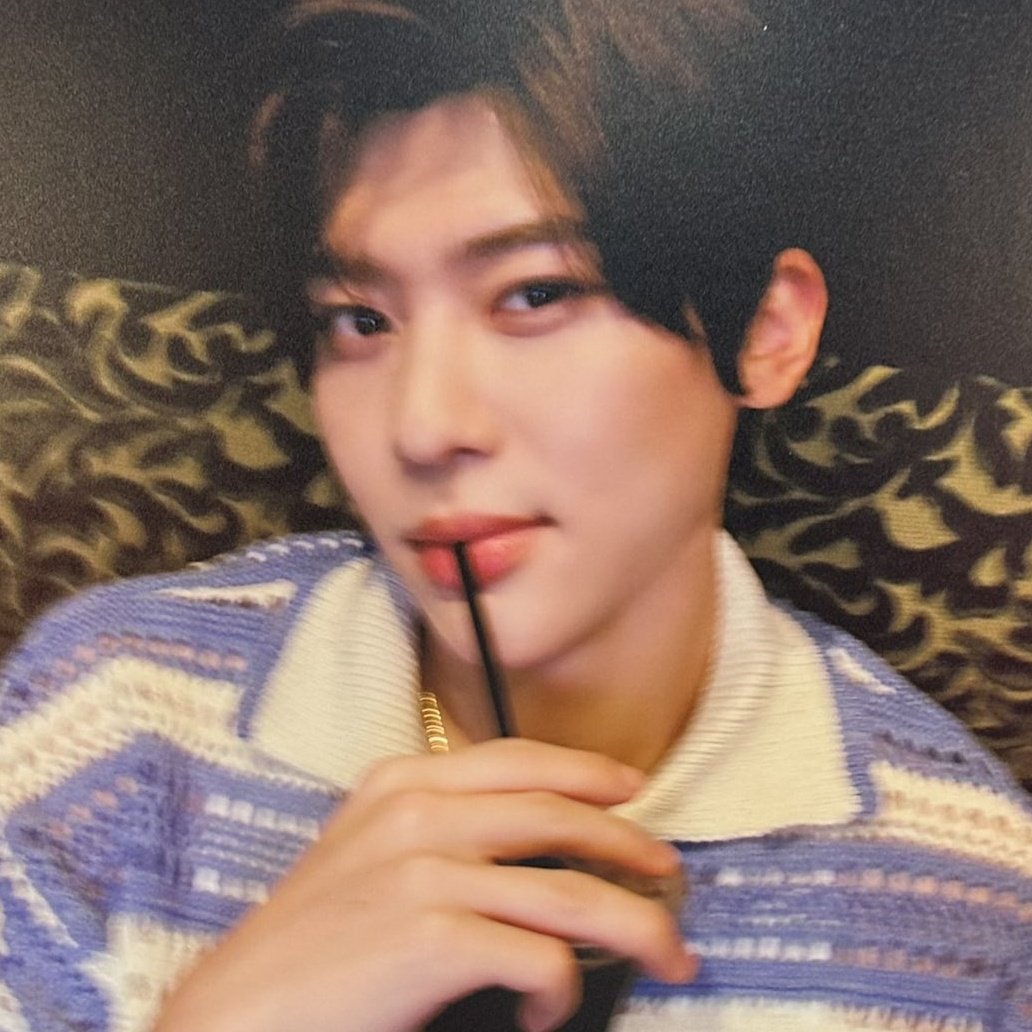 sionlovebot's tweet image. this is just so cutieful of him