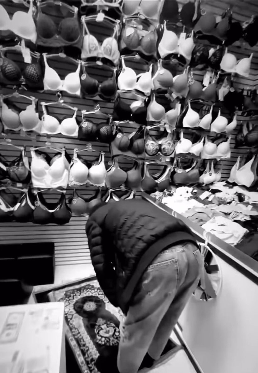 Bilga (@intiharr__) on Twitter photo 