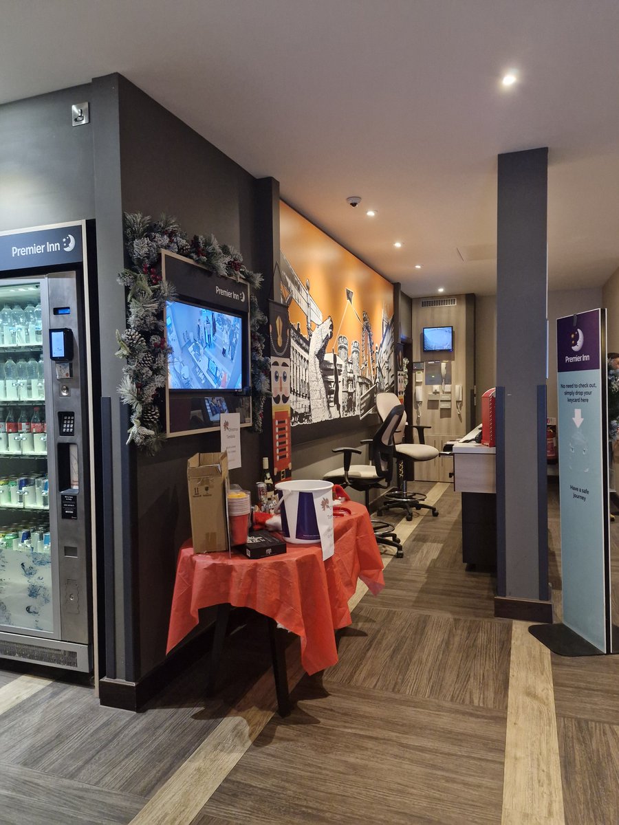 hi <a href="/premierinn/">Premier Inn</a> anyone want to check in customers at your York blossom st site?