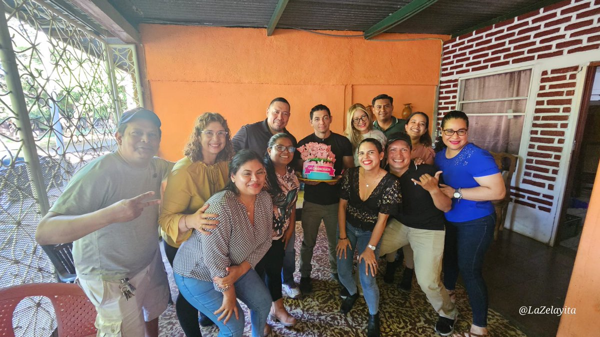 Colocha San🇳🇮 (@colochasan) on Twitter photo Y el más tóxico de todos está de sapo verde el día de hoy 🥳🥳🥳🥳🥳🥳🥳
Muchas felicidades a nuestro querido <a href="/dcuevahni/">Daniel Cueva 🇳🇮</a> que tengas un día maravilloso, te queremos! 🥳🎉🎈🎂
#SoyUnaChimbomba 🥰
<a href="/Estrelladepaz07/">✨𝕰𝖘𝖙𝖗𝖊𝖑𝖑𝖆 𝖉𝖊 𝖕𝖆𝖟 🇳🇮</a> Y el más tóxico de todos está de sapo verde el día de hoy 🥳🥳🥳🥳🥳🥳🥳
Muchas felicidades a nuestro querido <a href="/dcuevahni/">Daniel Cueva 🇳🇮</a> que tengas un día maravilloso, te queremos! 🥳🎉🎈🎂
#SoyUnaChimbomba 🥰
<a href="/Estrelladepaz07/">✨𝕰𝖘𝖙𝖗𝖊𝖑𝖑𝖆 𝖉𝖊 𝖕𝖆𝖟 🇳🇮</a>