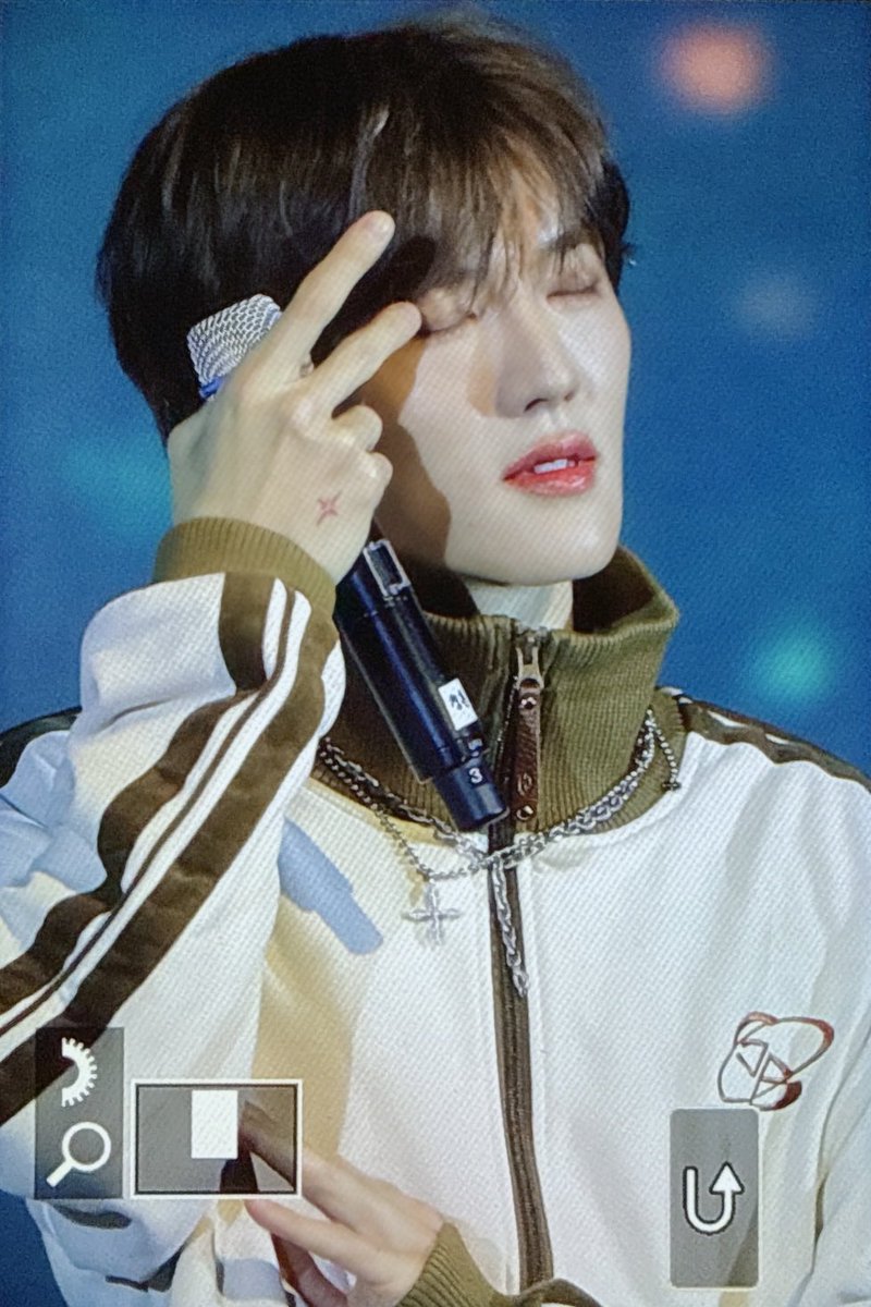 0chyo0's tweet photo. 241228

옷 탐나요

#OMEGA_X #오메가엑스 #정훈 #한정훈 https://t.co/yO23DQ9z6i
